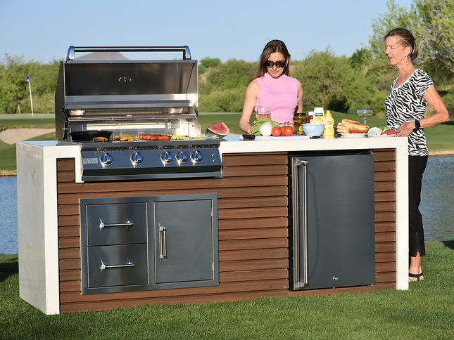 KoKoMo Outdoor Kitchen Island with Waterfall Edge – 32” Built-In Grill