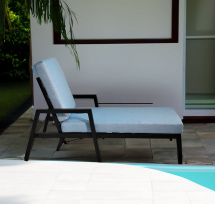 3PC Outdoor Aluminum Patio Furniture Chaise Lounge Set 2 Chaise & 1 End Table