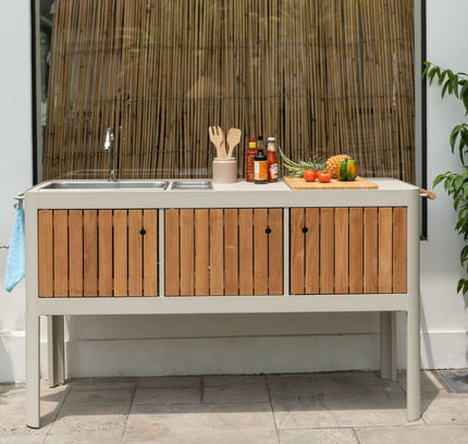 Portals Light Outdoor Kitchen