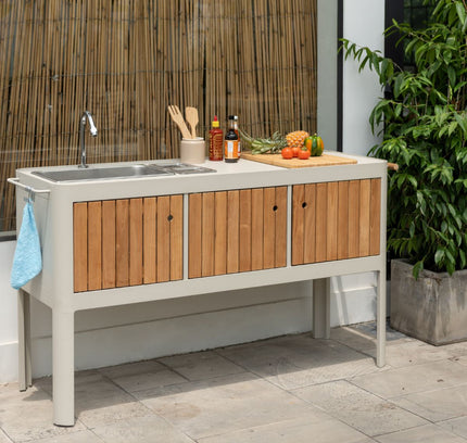 Portals Light Outdoor Kitchen