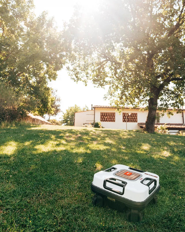 Ambrogio Quad Elite High Slope Robotic Lawnmower  .86 acres
