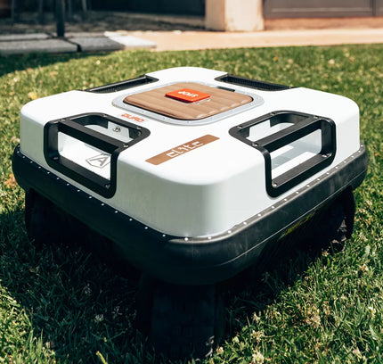 Ambrogio Quad Elite High Slope Robotic Lawnmower  .86 acres