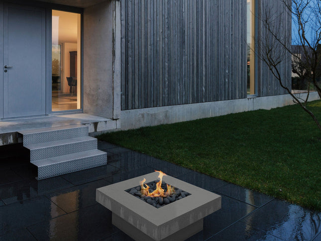 Platz - Square Concrete Fire Pit Table