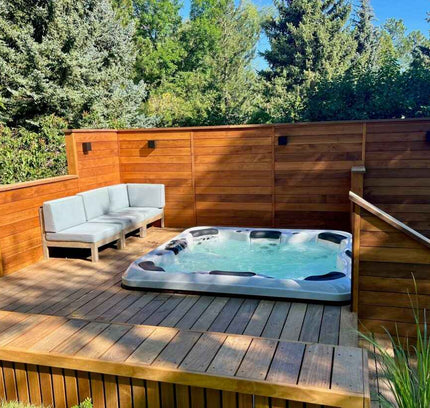 Alpine Hot Tub - Spacious 7-Person Therapy Experience with Elegant Design