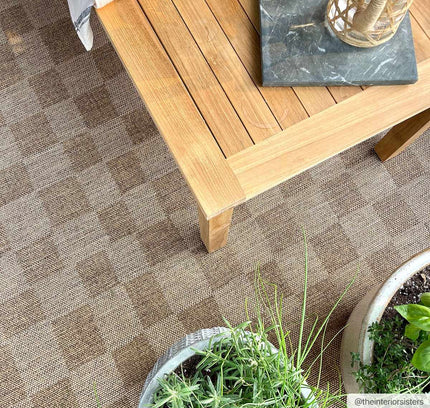 Kuval Checkered Brown Outdoor Rug