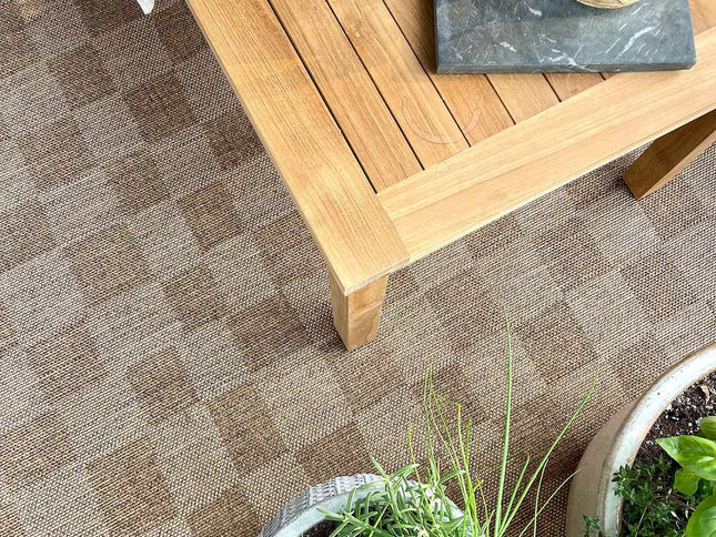 Kuval Checkered Brown Outdoor Rug