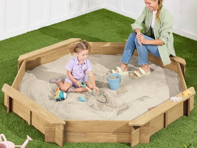 Outdoor Kid's Octagonal Sandbox in Natural Wood Finish