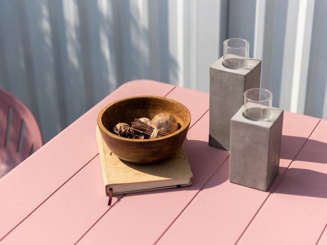Nassau Square Table – Peony Pink Social Plastic®