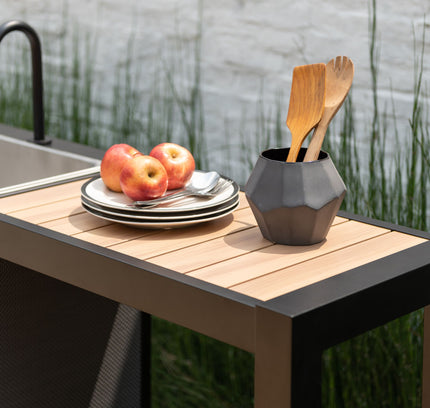 Panama Dark Outdoor Kitchen