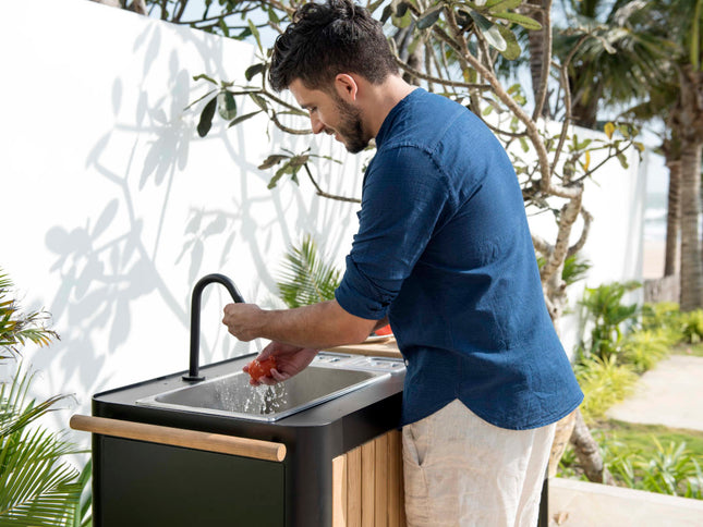 Portals Dark Outdoor Kitchen