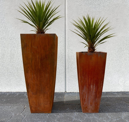 Steel Radius Tapered Planters