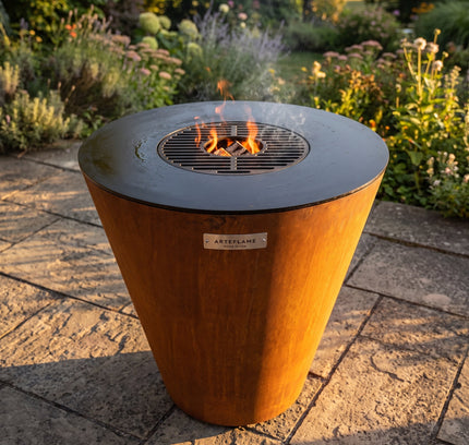 Arteflame ONE30 — 30" Flat-Top Charcoal Grill