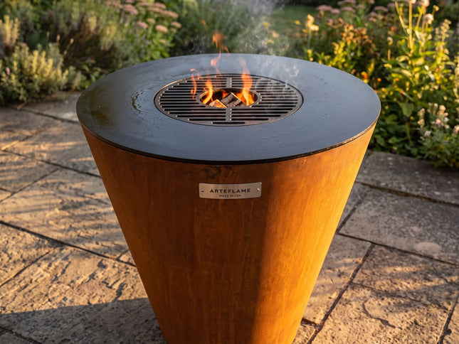 Arteflame ONE30 — 30" Flat-Top Charcoal Grill