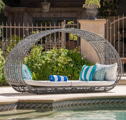 Alora Large 2-Person Abigal Outdoor Wicker Daybed With Aluminum Frame And Cushions