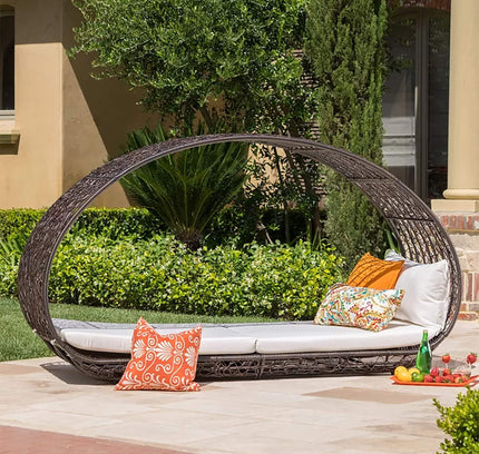 Alora Large 2-Person Abigal Outdoor Wicker Daybed With Aluminum Frame And Cushions