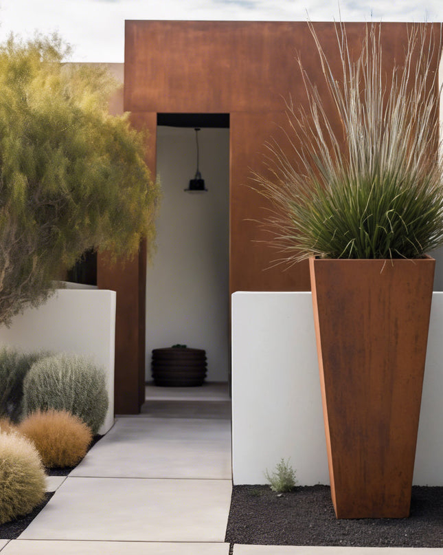 Steel Radius Tapered Planters